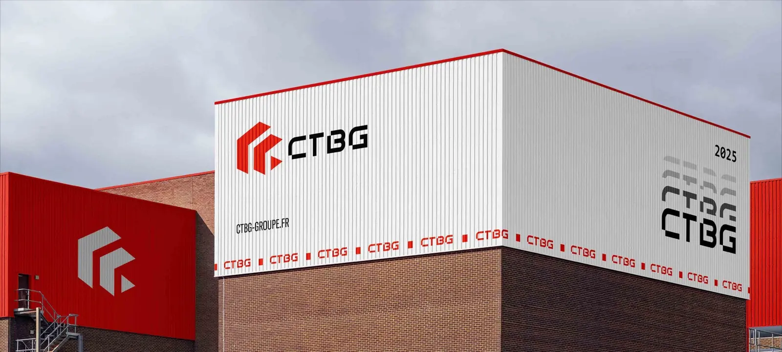 Maquette : façade d’un bâtiment avec le nouveau logo CTBG et son bandeau rouge